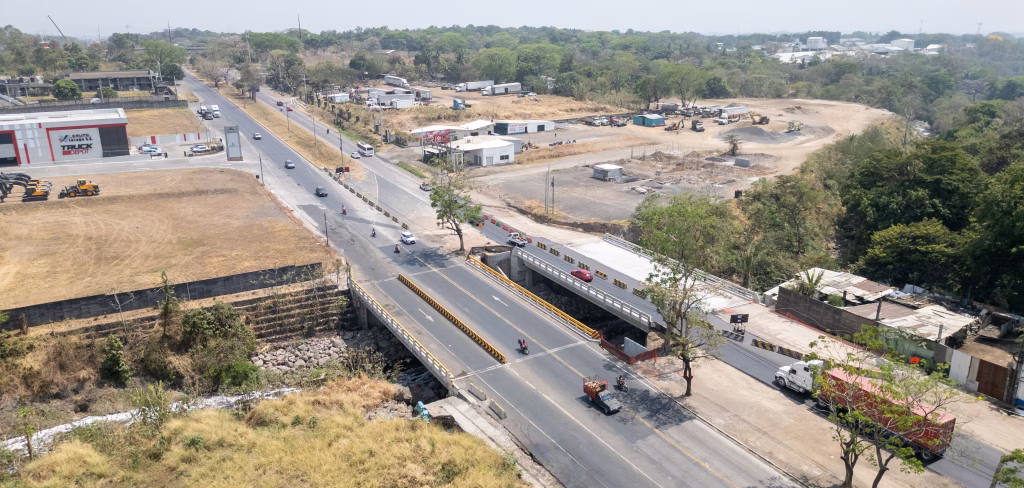 CONVIA activa plan de contingencia en Autopista Escuintla–Puerto Quetzal y se refuerza movilidad y asistencia vial