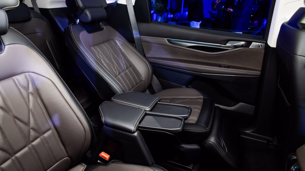 Ford Edge HEV: Innovación Híbrida para Guatemala