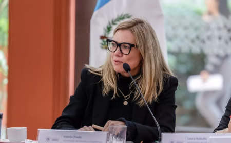 Ministerio de Economía Reconoce Logros de Valeria Prado