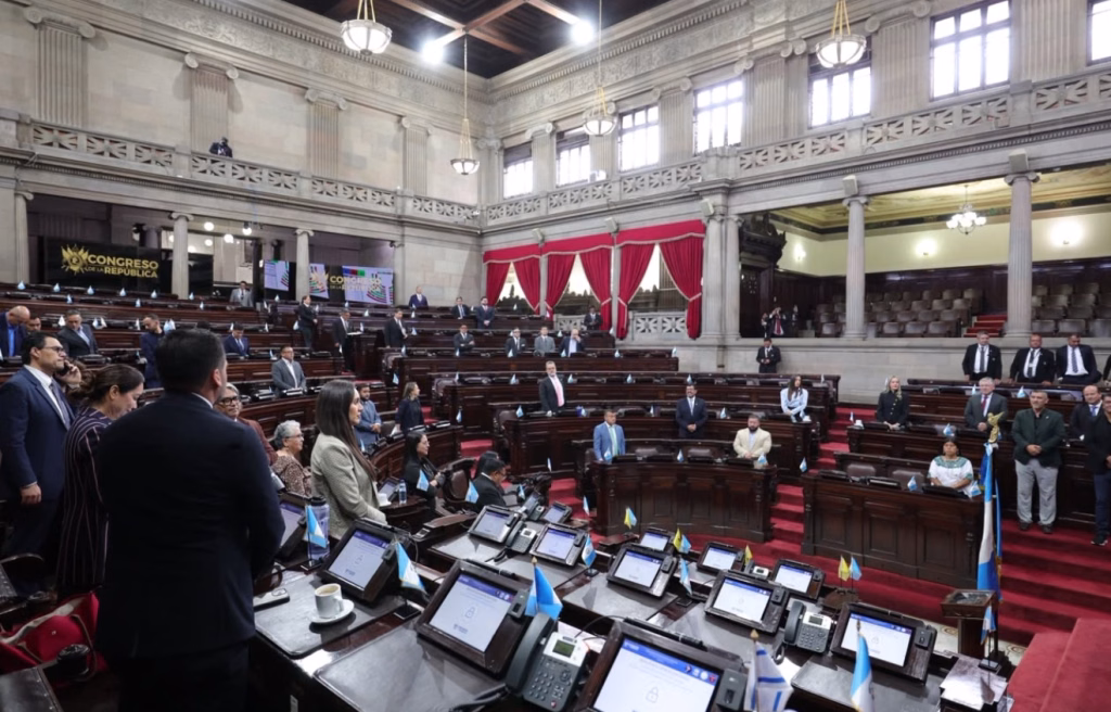 Congreso analizará objeciones a la Ley de Estabilización de Precios de los Combustibles